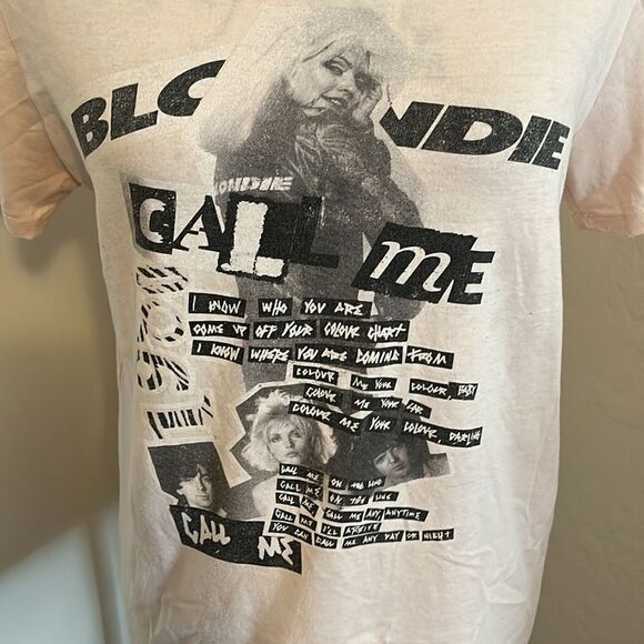 Blondie Call Me Factory Distressed Graphic Shirt 80’s Music - Picture 4 of 10